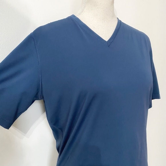 RAPHA BLUE V-NECK HOT WEATHER BASELAYER T-SHIRT - M - Picture 4 of 8